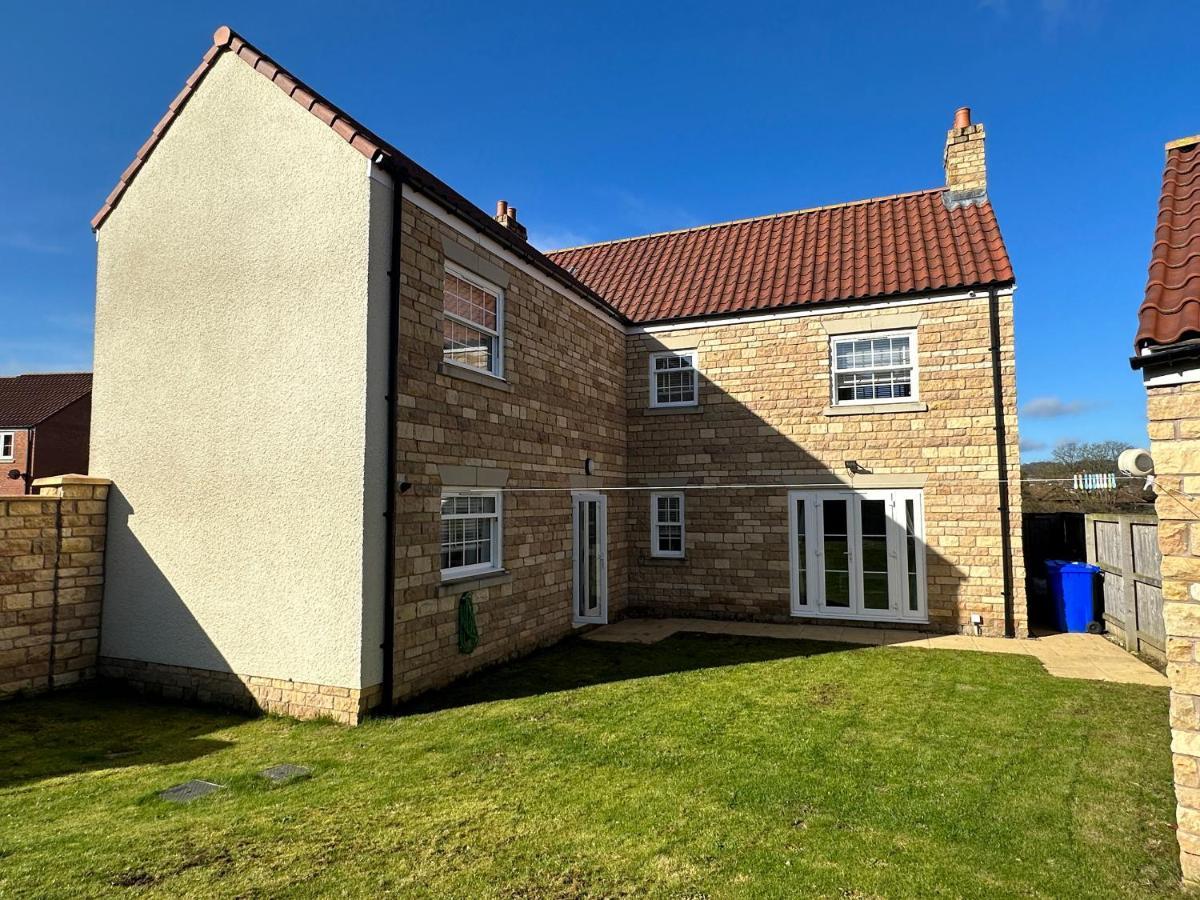 High Mill House Villa Scarborough Exterior photo